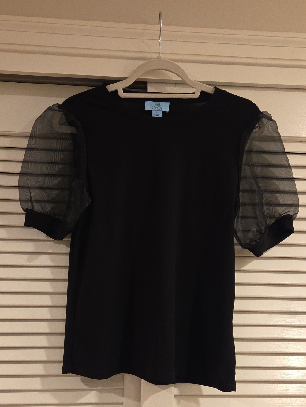 CeCe Black Sheer Puff-Sleeve Women's Top
